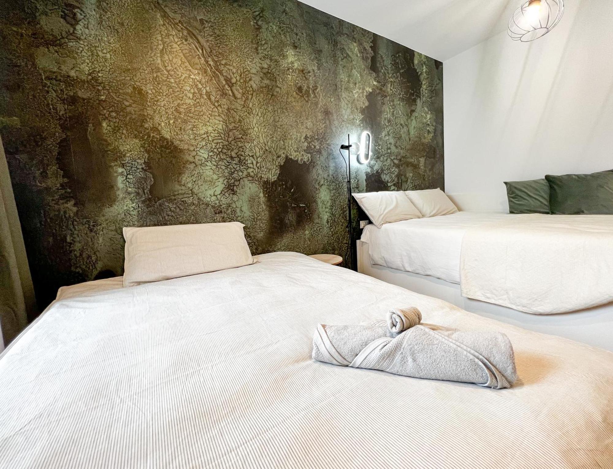 Repetti - Two Adjacent & Independent 10 Minutes To Centre & Linate Airport Mailand